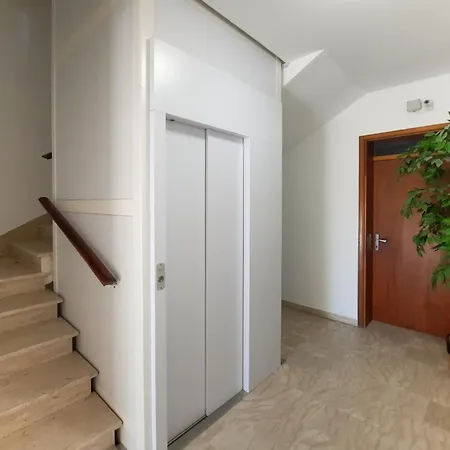 Bellariva B1-myho Casa 아파트 *
